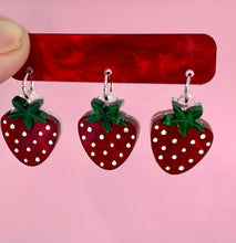 Load image into Gallery viewer, Strawberry Brooch