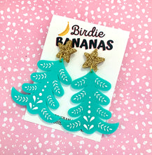 Load image into Gallery viewer, Festive Christmas Tree Earrings