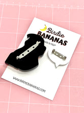 Load image into Gallery viewer, Scream Call Me Double Brooch