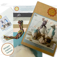 Load image into Gallery viewer, Mouse Family Felt Craft Kit