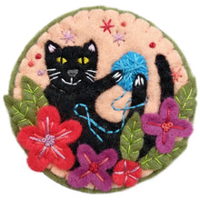 Load image into Gallery viewer, Black Cat Brooch Felt Craft Kit