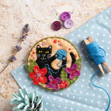 Load image into Gallery viewer, Black Cat Brooch Felt Craft Kit