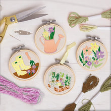 Load image into Gallery viewer, Garden Embroidery Craft Kit