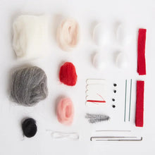 Load image into Gallery viewer, Heart Mouse Duo Needle Felting Kit