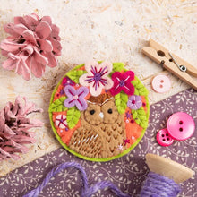 Load image into Gallery viewer, Tawny Owl Brooch Felt Craft Kit