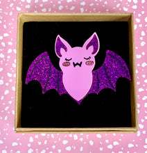 Load image into Gallery viewer, halloween bat brooch