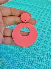 Load image into Gallery viewer, Salmon Pink Circle Hoop Earrings