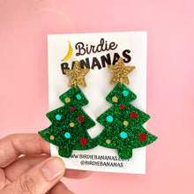 Load image into Gallery viewer, Green Glitter Christmas Tree Earrings