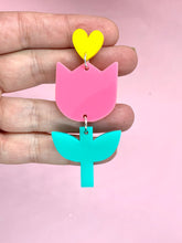 Load image into Gallery viewer, pink tulip earrings