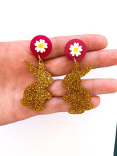 Load image into Gallery viewer, gold-glitter-earrings