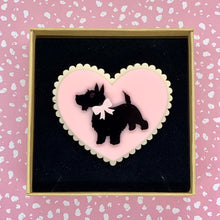 Load image into Gallery viewer, vintage scottie dog brooch