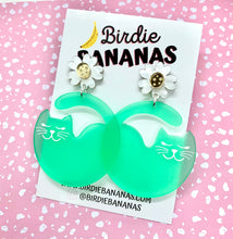 Load image into Gallery viewer, Curvy Cat Earrings - Green