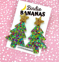 Load image into Gallery viewer, green glitter christmas tree earrings