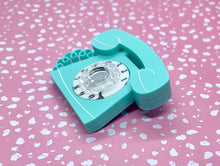Load image into Gallery viewer, 1950s Mint Retro Telephone Brooch