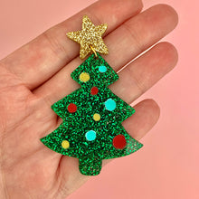 Load image into Gallery viewer, Green Glitter Christmas Tree Earrings