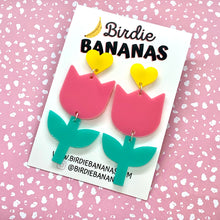 Load image into Gallery viewer, acrylic flower earrings