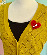Load image into Gallery viewer, fakelite pin up heart brooch