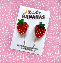 Load image into Gallery viewer, Strawberry Sweater Clips