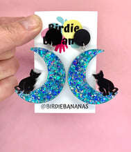 Load image into Gallery viewer, statement halloween earrings