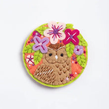 Load image into Gallery viewer, Tawny Owl Brooch Felt Craft Kit
