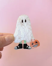 Load and play video in Gallery viewer, acrylic halloween ghost brooch
