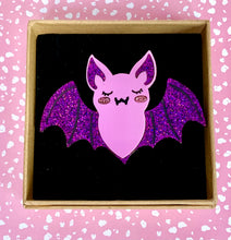 Load image into Gallery viewer, halloween bat brooch
