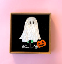 Load image into Gallery viewer, halloween ghost brooch

